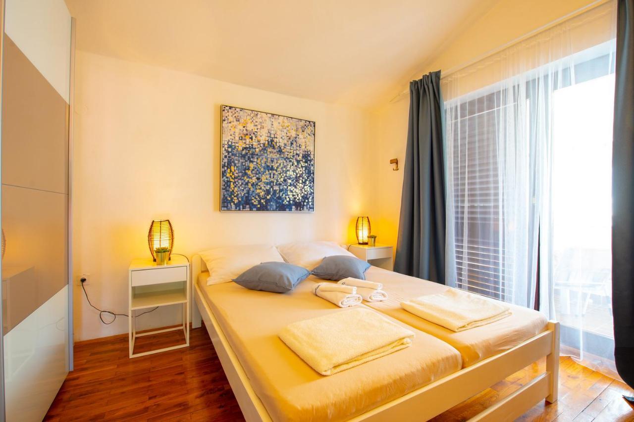Ela Apartamento