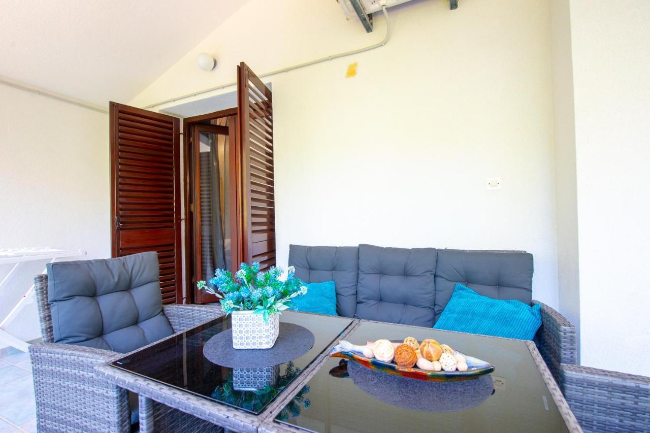 Ela Apartamento