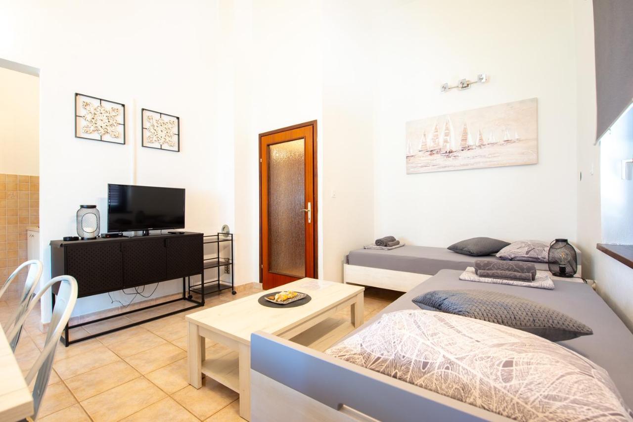 Ela Apartamento